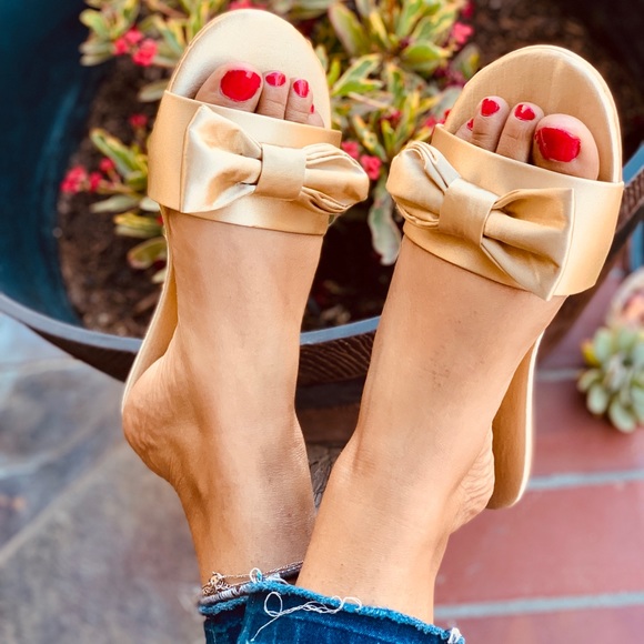 🎈FREE WITH  PURCHASE OF ANY REGULAR PRICE ITEM🎈 - Picture 2 of 5